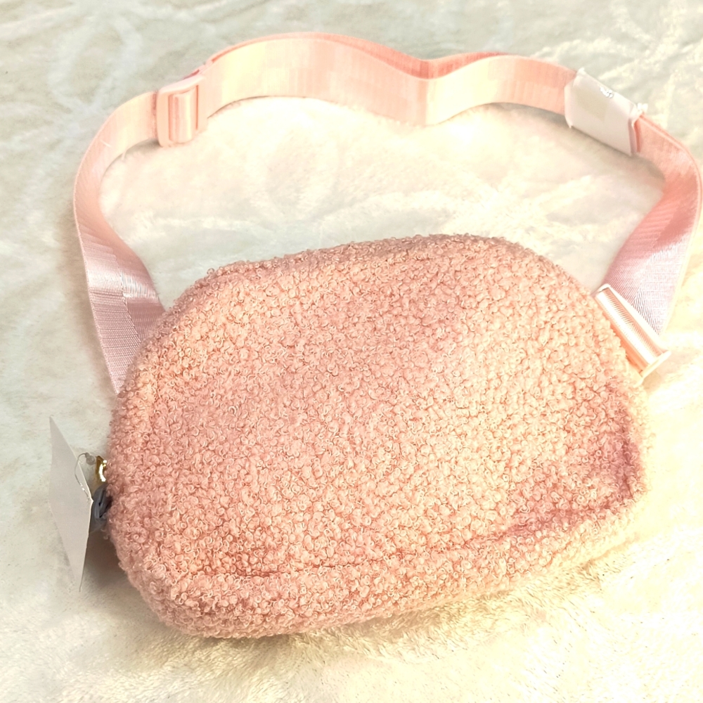 Pink Fleece Belt Bag, EUC, 8" x 6" x  2" W/ Adjustable Waist Strap NWT
